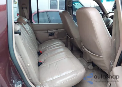 2001 Ford Explorer Eddie Bauer z USA, uszkodzony, nr VIN 1FMDU84P41UB08235